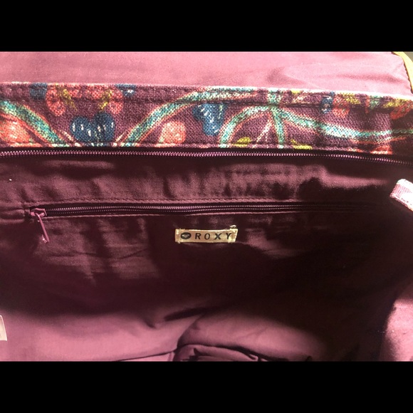 ROXY bag. Multicolor canvas fabric with fabric strap.Adjustable strap - Picture 7 of 11